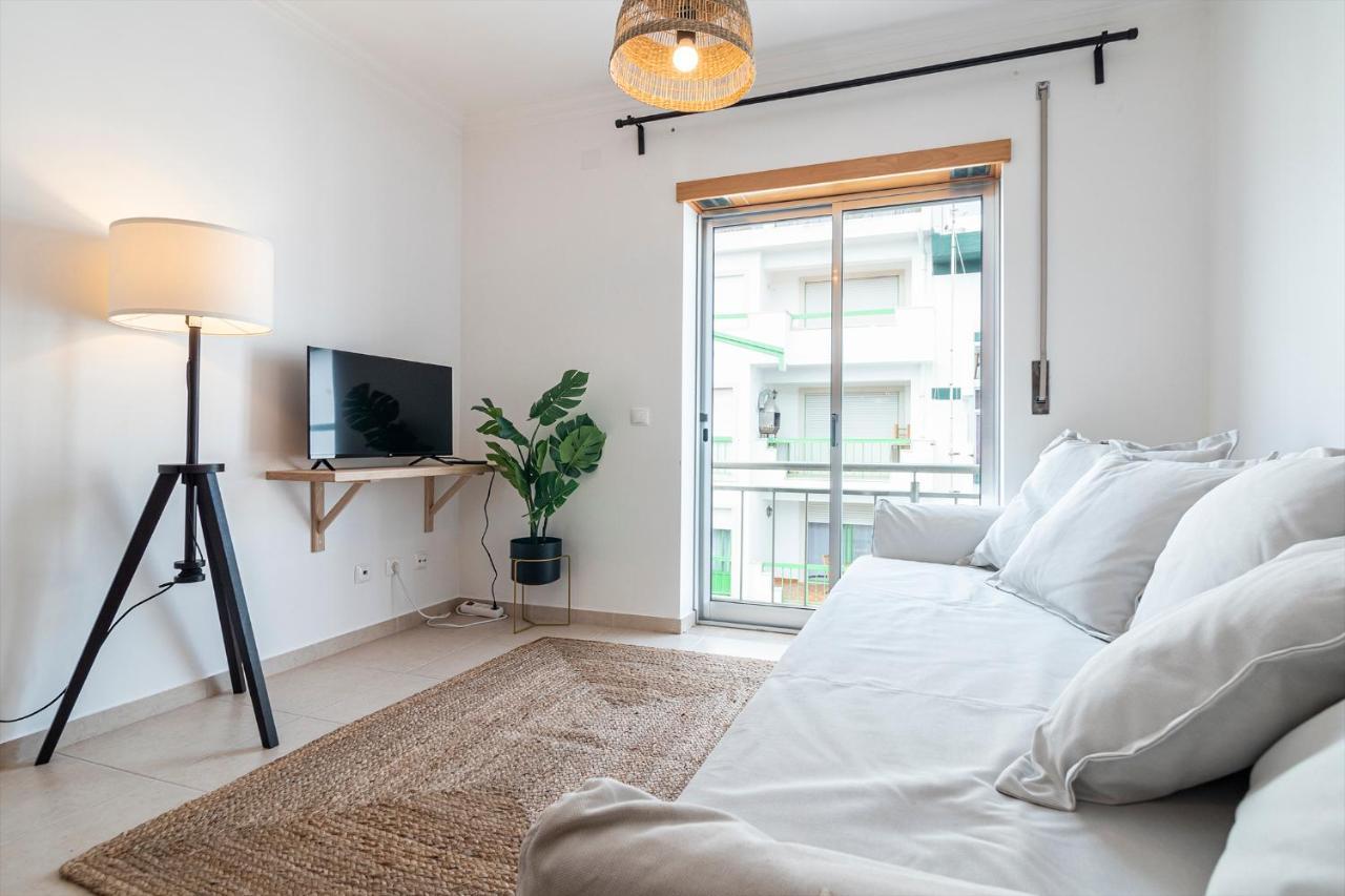 Gonzalo'S Guest - 1Br With Balcony Apartment Nazare Luaran gambar